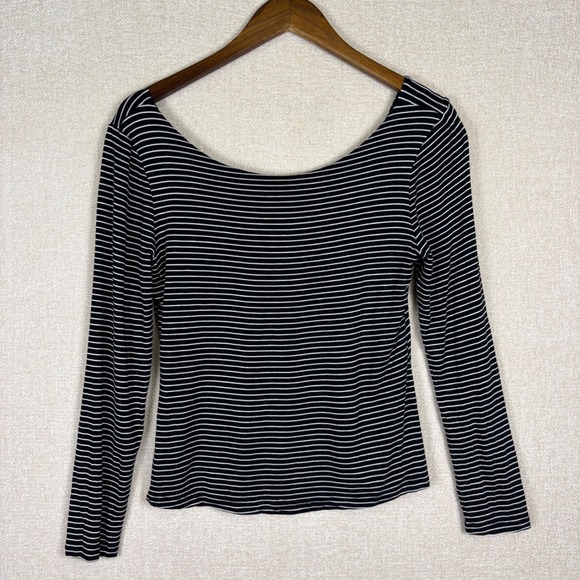 Carly Jean Los Angeles Tops - Carly Jean Los Angeles Harper Striped Scoop Neck Long Sleeve Top Black White XS